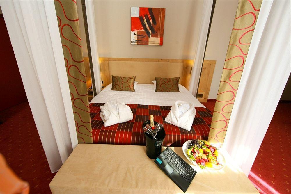 Hotel Verviers Van Der Valk Εξωτερικό φωτογραφία